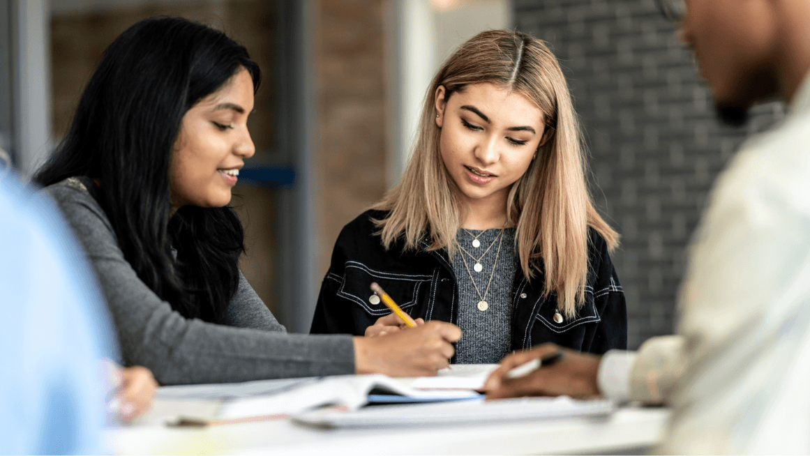 Estudantes